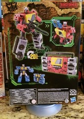 Hasbro WFC-K44 BLASTER & EJECT Transformers War for Cybertron Trilogy Studio MIB