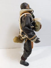 21st Century Toys WW2 Winter B-17 Waist Gunner w/ Parachute Bag Oxygen Mask