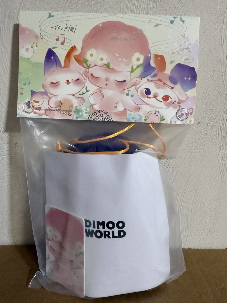 DIMOO Strelitzia: Chanting Limited Edition Figure (signed by the artist)