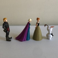 DISNEY FROZEN DOLLS ACTION FIGURES LOT 2”-3″
