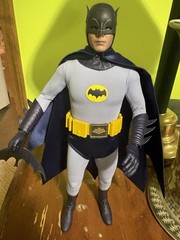 Hot Toys Batman 1966 Classic TV Adam West MMS218