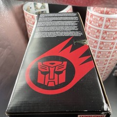 Transformers Generations Titans Return – Titan Class Fortress Maximus