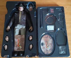 Present Toys Indiana Jones PT-sp12 ROTLA Harrison Ford 1/6 Scale
