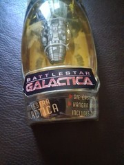 Battlestar Galactica Titanium Die-Cast Diecast Hasbro Micro Machine Galoob 2006