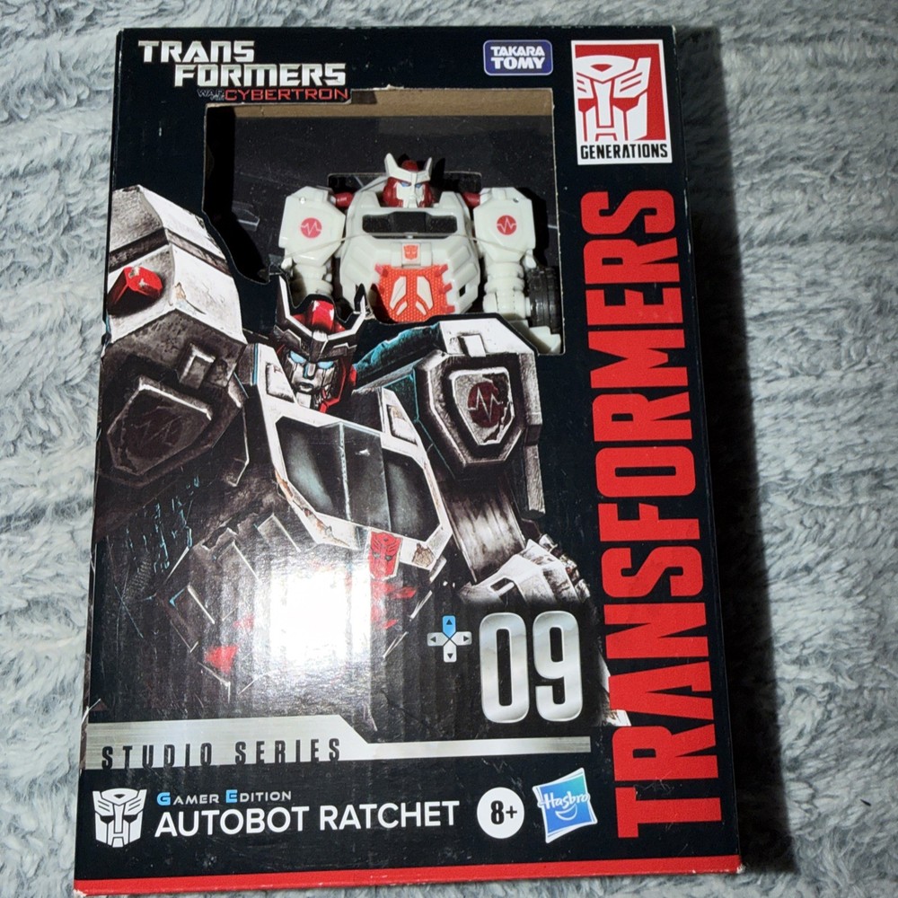 Transformers War For Cybertron Studio Series Gamer Edition 09 Autobot Ratchet