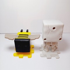 Lot of 2 2025 Minecraft Movie Bee and Skelton Figures Gray Black Yellow