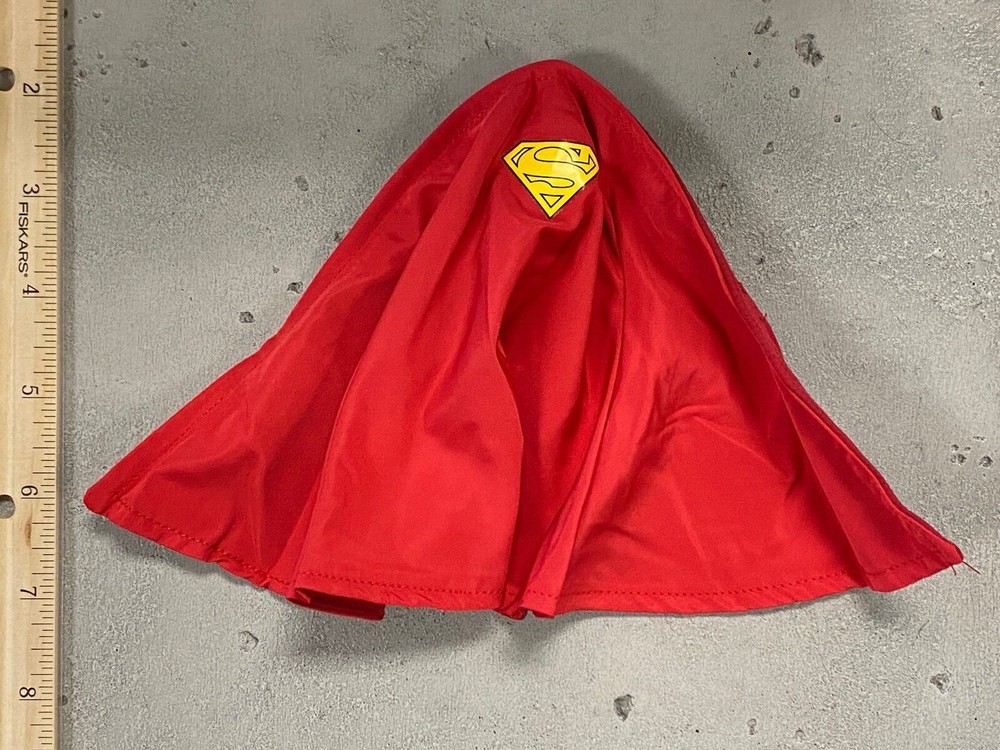 SU-MF-C-SUP2: 1/12 Two Tone Red Wired Cape with logo for 6″~7″ DC Superman