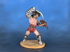 Warrior Art: Handcrafted Gladiator Resin Figurine 40mm Collectible Sculpture