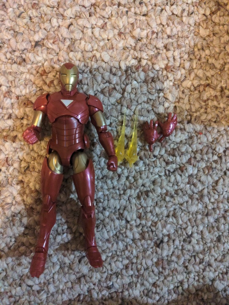 Marvel Legends Iron Man Extremis Action Figure