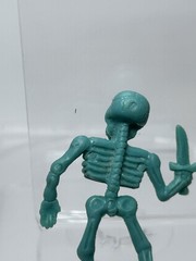 NECLOS FORTRESS Part 1 Skeleton Keshi Figure