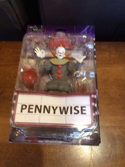 NECA TOONY TERRORS PENNYWISE CLOWN ~ IT STEPHEN KING Box Torn New!!!!