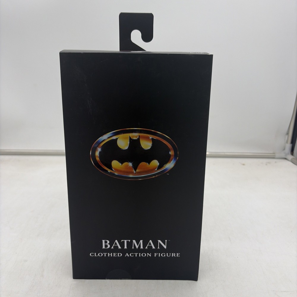 Brand New NECA DC Batman 1989 Michael Keaton Clothed Action Figure 8 Inch Sealed