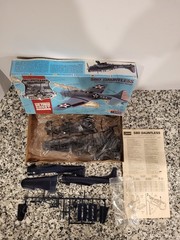 SBD Dauntless 1:48 MONOGRAM Military Model MIB NEW Unbuilt