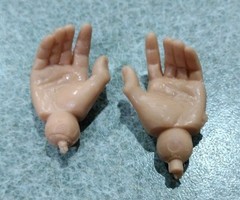 1960’s Marx Johnny West Open Early Style Pair of Hands Nice Cond