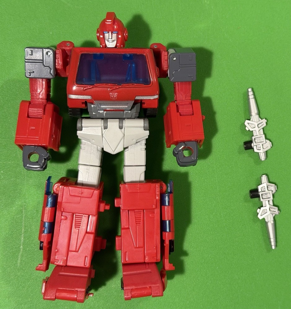 HASBRO TRANSFORMERS THE MOVIE STUDIO SERIES 86 IRONHIDE complete