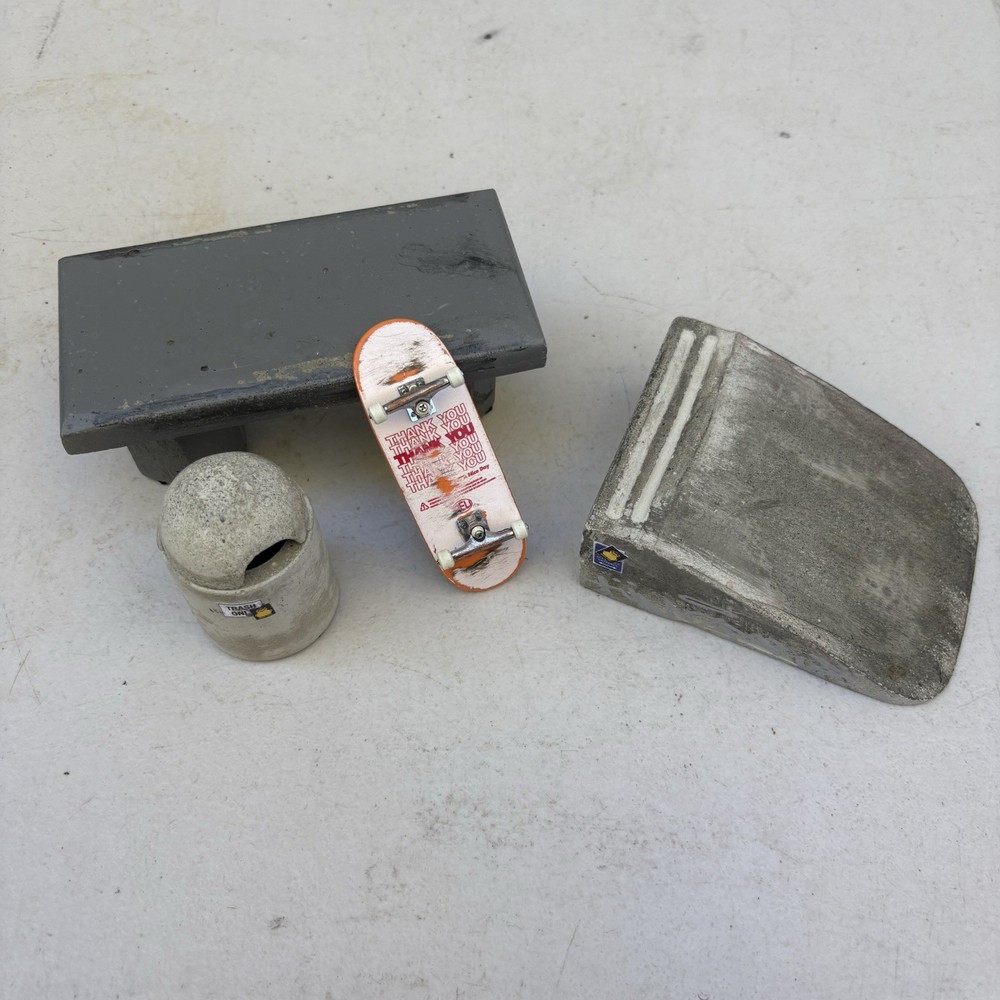 Fingerboard Obstacles