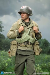 1:6 Scale DiD WWII US 2nd Ranger Battalion Medic Wade Medical Kit 12″ Figures