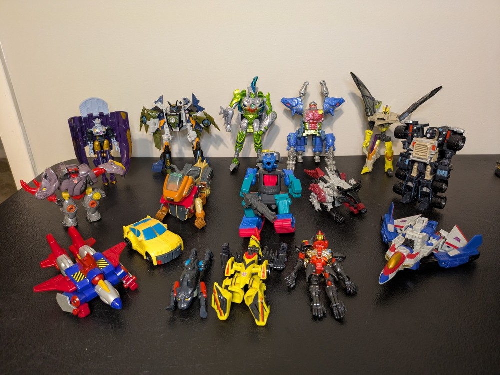 Transformers Toy Figure Lot of 16 Mixed 90s 2000s Y2K Hasbro Robots in Disguise