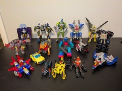 Transformers Toy Figure Lot of 16 Mixed 90s 2000s Y2K Hasbro Robots in Disguise