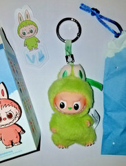 NEW AUTHENTIC Pop Mart Labubu Pin For Love V4 Alphabet Plush Pendant Letter “V”