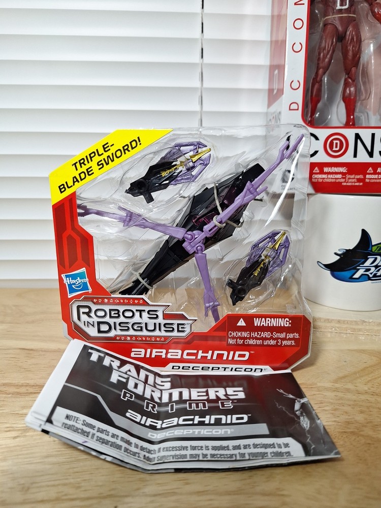 Transformers Prime Robots in Disguise Deluxe Class Airachnid New Hasbro