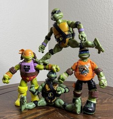TMNT Ninja Turtles Action Figures Set – WWE Mash-Up + Classic (4 pcs, Playmates)