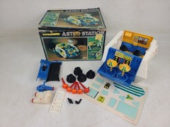 Vintage Micronauts Astro Station Mego 1976 With Box