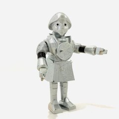 Articulated Twiki Robot for 3.75 in & 6 in Figure Diorama (1:18 & 1:12 )