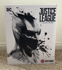 DC Justice League 1:1 Batman Helmet Replica Prop Wearable Helmet Mask (NEW)