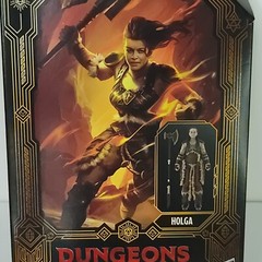 Hasbro Dungeons & Dragons Honor Among Thieves Golden Archive Holga Card Ripped