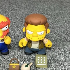 Kidrobot The Simpsons Snake And Groundskeeper Vinyl Figure Accessories Box