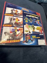 Akedo Ultimate Arcade Warriors Starter Pack – Legendary Punch Attack NEW