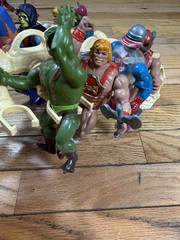 Vintage MOTU Battle Bones 1984 w/12 Figures He-Man Masters of the Universe Retro