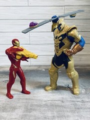 Avengers Marvel Infinity War Iron Man vs. Thanos Battle Set Tested
