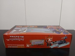 Transformers KC-01 KO Die-Cast Optimus Prime Missing Link G1 Trailer & Bumblebee