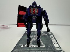 Hasbro Takara Tomy Transformers Legacy Evolution Shadow Striker – Deluxe Class