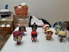 1 LOT OF 8 FUNKO POP MIXED CHARACTERS ORIGINAL ITEM GOOD FOR COLLECTION