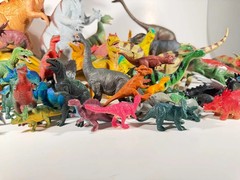 Large Vintage Dinosaur Toy Collection 60 Prehistoric Action Figures Unbranded
