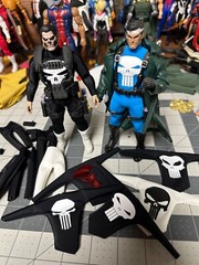 Mezco one 12 punisher suits multiple options