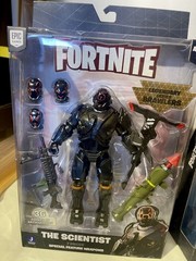 FORTNITE LEGENDARY SERIES THE SCIENTIST & BRUTUS LOT OF 2 FIGURE JAZWARES 2021