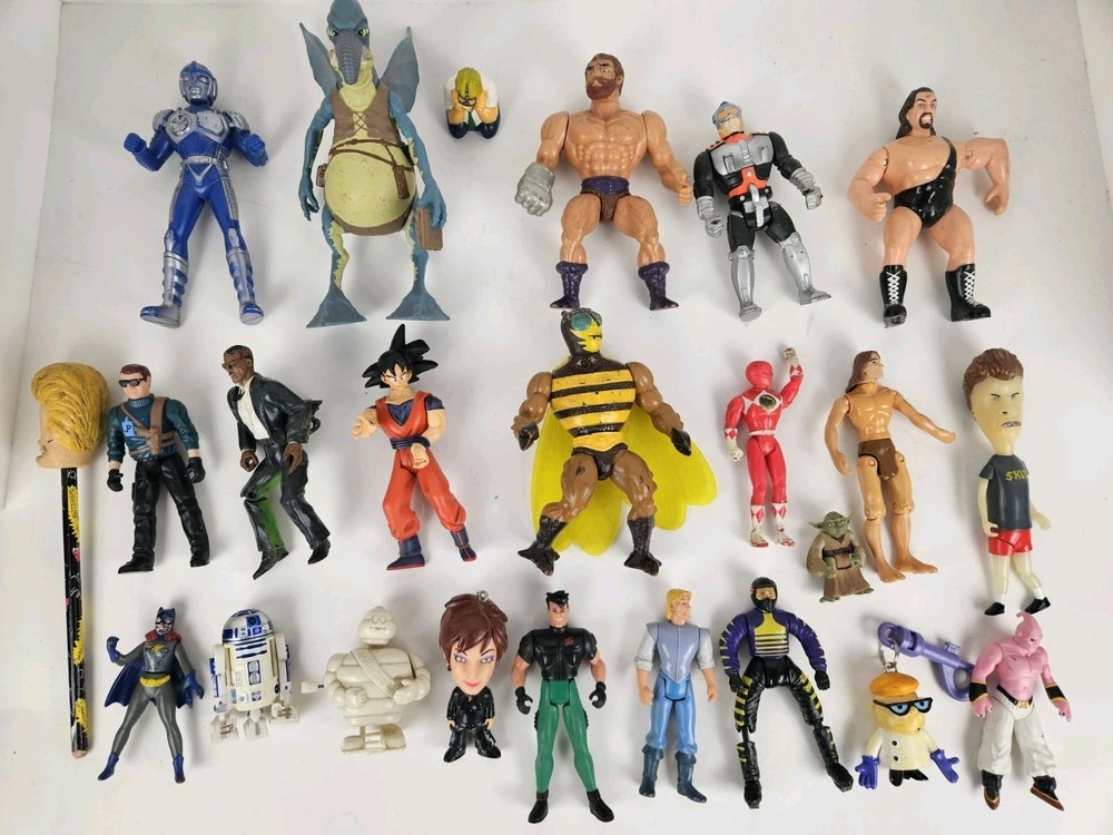 Large Lot Vintage 1990’s Action Figure Toys Dragonball Z Star Wars Power Rangers