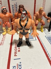 Vintage Lot Bundle of 6 RARE WWF Wrestling Figures 5”