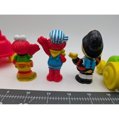 Sesame Street Elmo Big Bird Toy Vehicles Figures Red Green Yellow Fireman Sailor