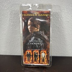 2012 Reel Toys The Hunger Games Katniss Everdeen Action Figure SEALED