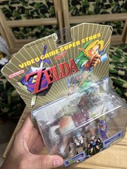Toy Biz Nintendo Video Game Superstars Ocarina Legend of Zelda & Impa Figures