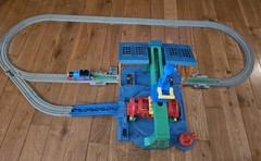 Thomas Sodor Steamworks Spin & Fix Trackmaster Train Set 2009 Hero of Rails