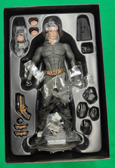 HOT TOYS BATMAN BRUCE WAYNE BATSUIT BEGINS MMS155 SIDESHOW EXCLUSIVE 1/6