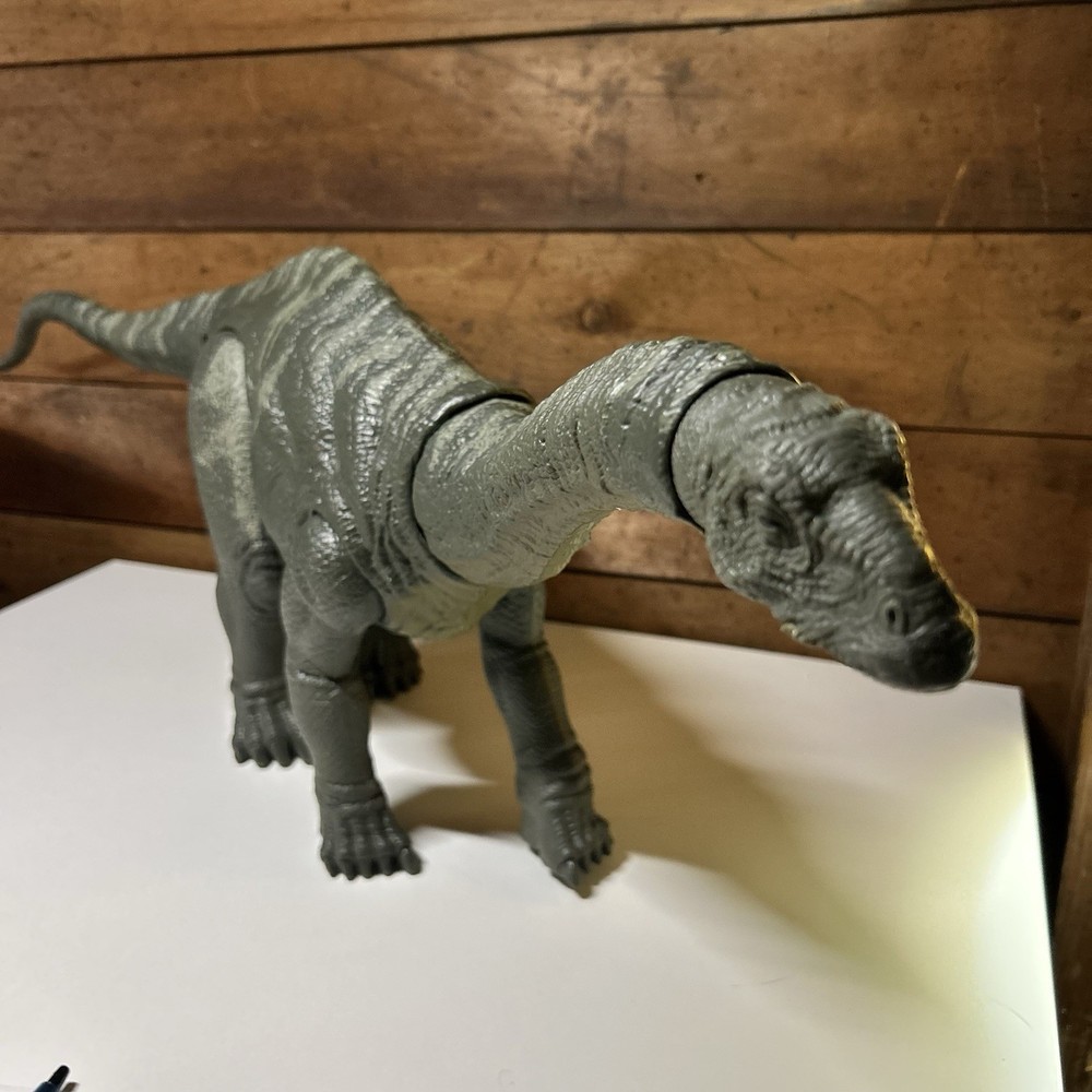 Mattel Jurassic World Legacy Collection Apatosaurus Figure HUGE 41” Moveable