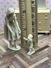 1:24 1950 Dollhouse Mom and Toddler Baby Child Inspired by Marx