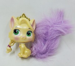 DO1 Disney Princess Palace Pets Furry Tail Friends Rapunzel’s Kitty Summer
